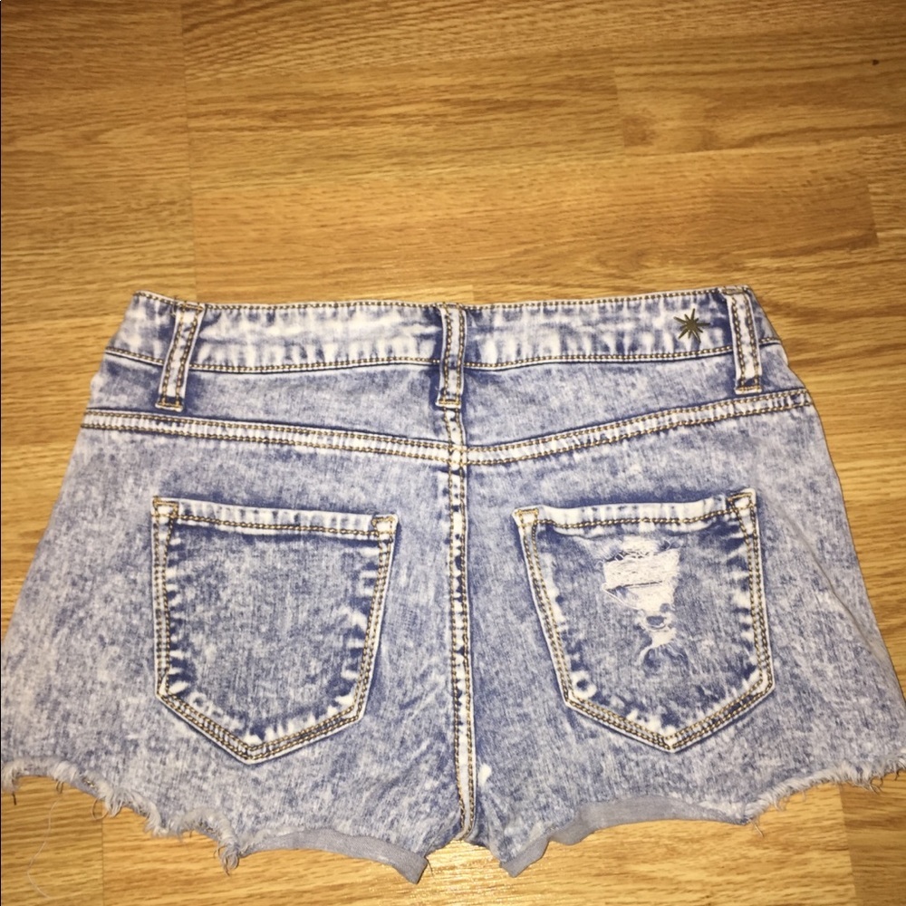 Jean shorts - Picture 2 of 6